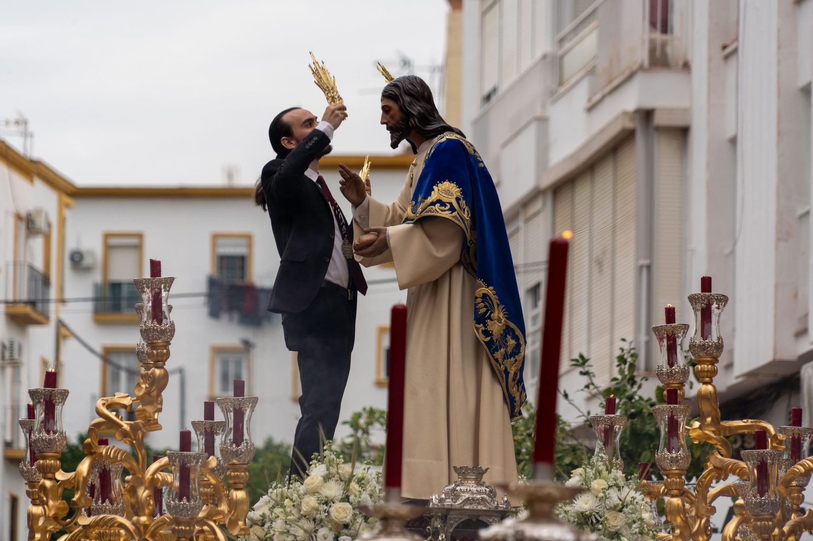 Imágenes del traslado del Cristo del Amor a la Concepción