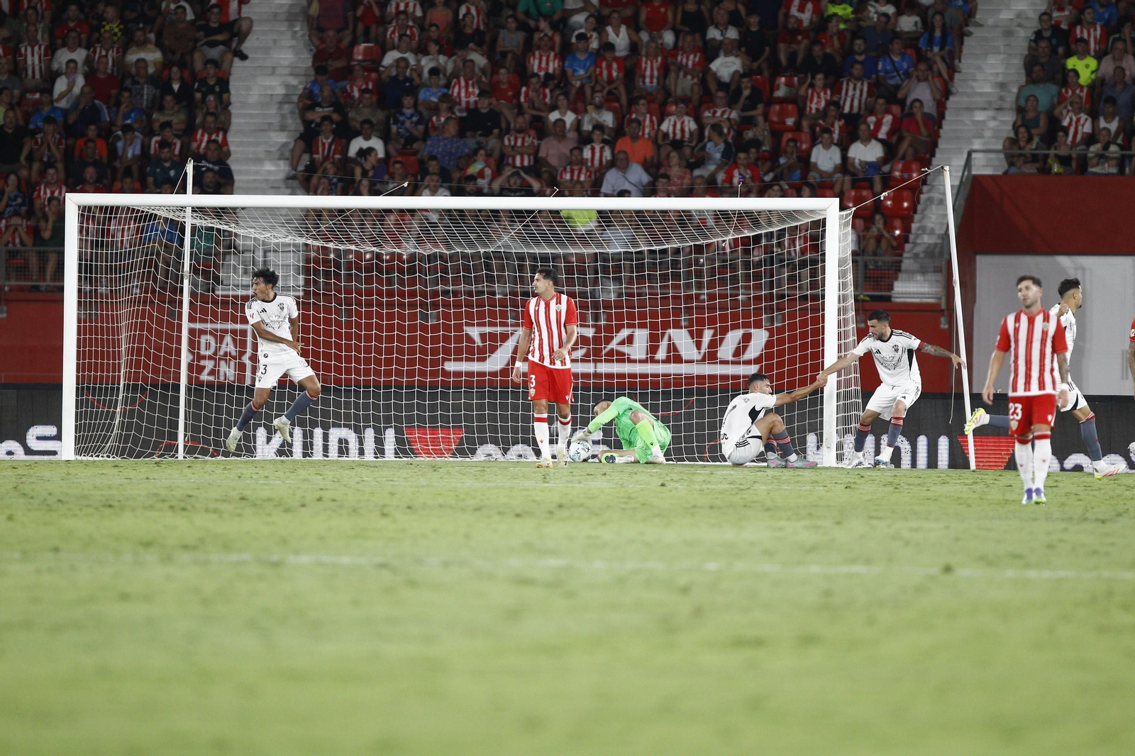 U.D. Almería-Albacete Balompié, en imágenes