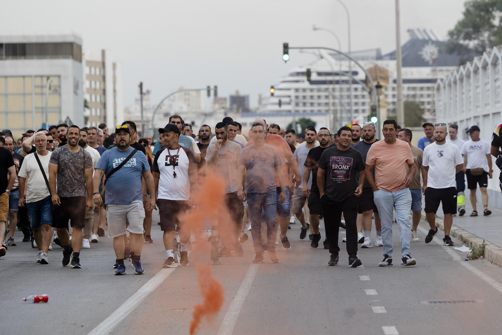 Imágenes del segundo día de huelga de los trabajadores del sector del metal en Cádiz