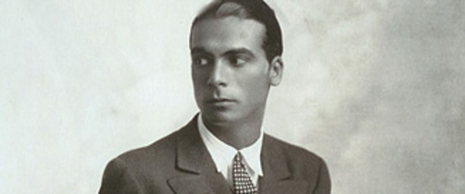 Retrato del diseñador Cristobal Balenciaga.