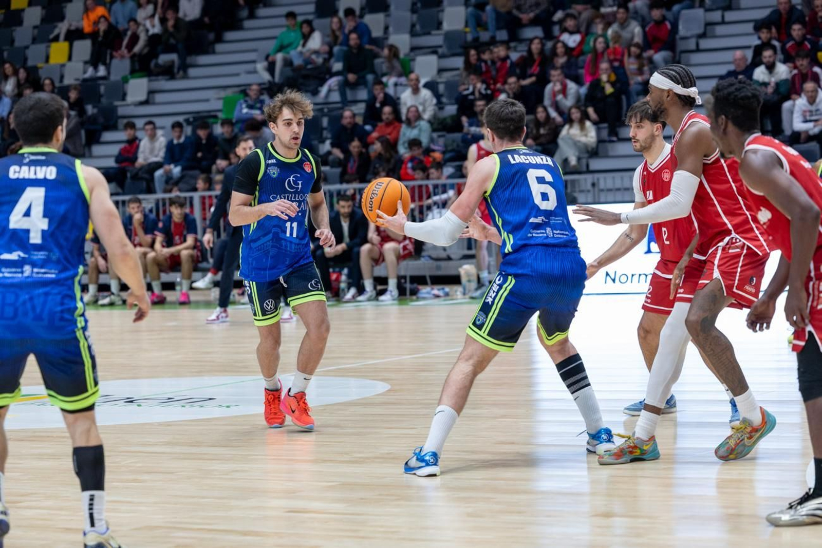 Las mejores imágenes del Jaén CB 93 - 90 CB Valle de Egüés