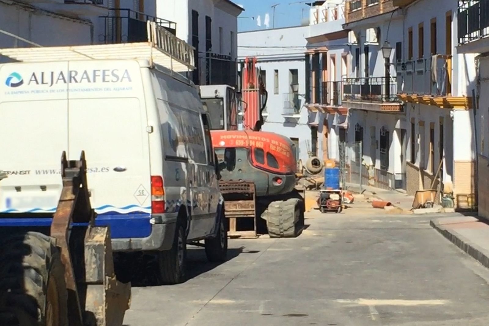 Obras de Aljarafesa en Sanlúcar la Mayor.