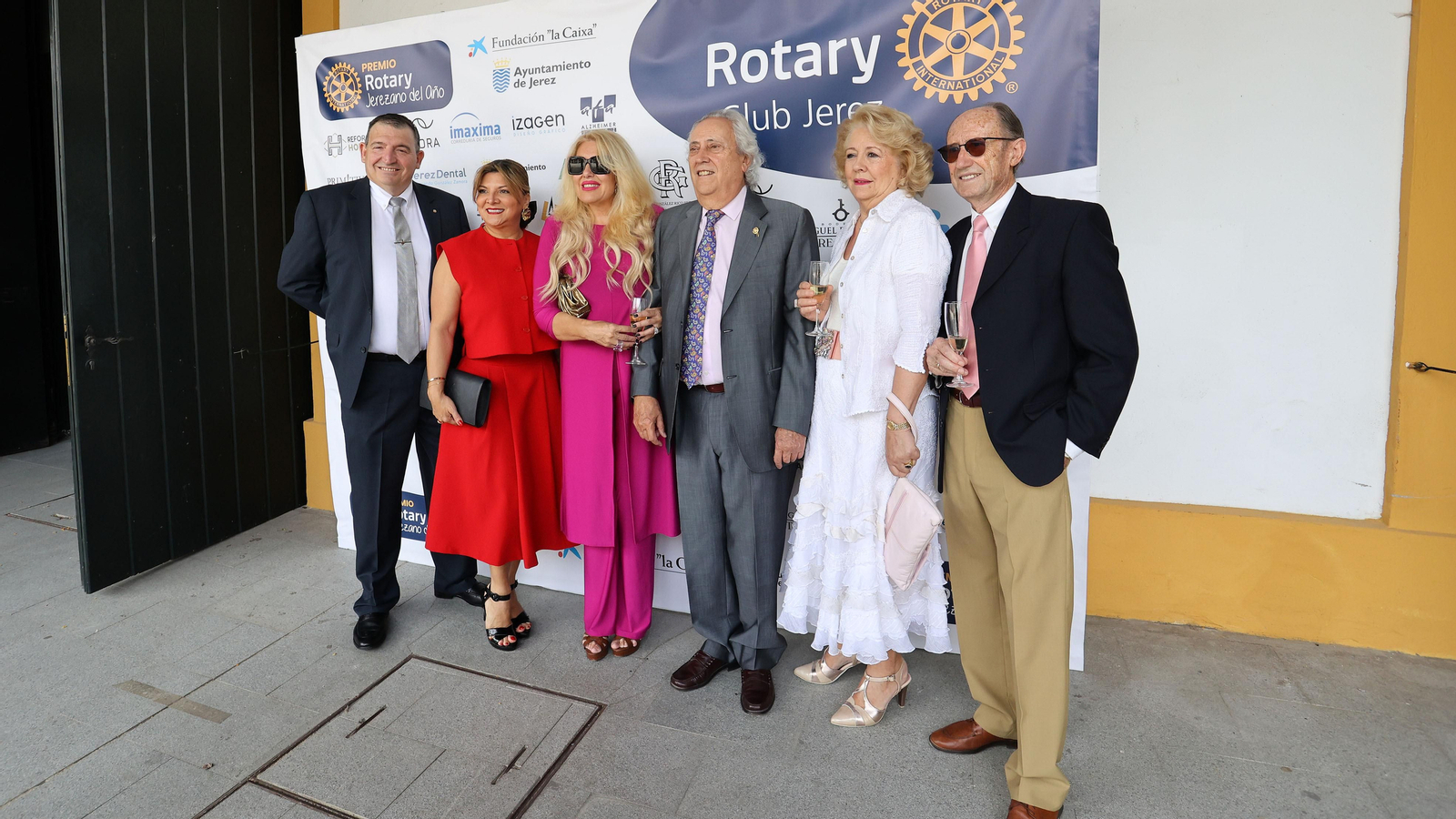 Manuel Alejandro recibe el premio Jerezano del Año del Rotary Club Jerez