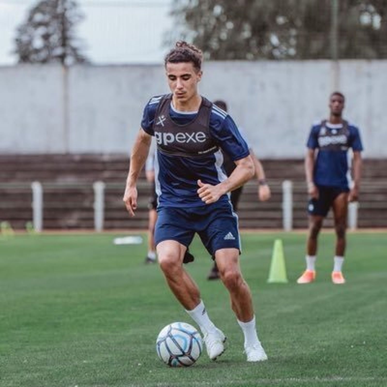 El francés Yannis Lembezat.