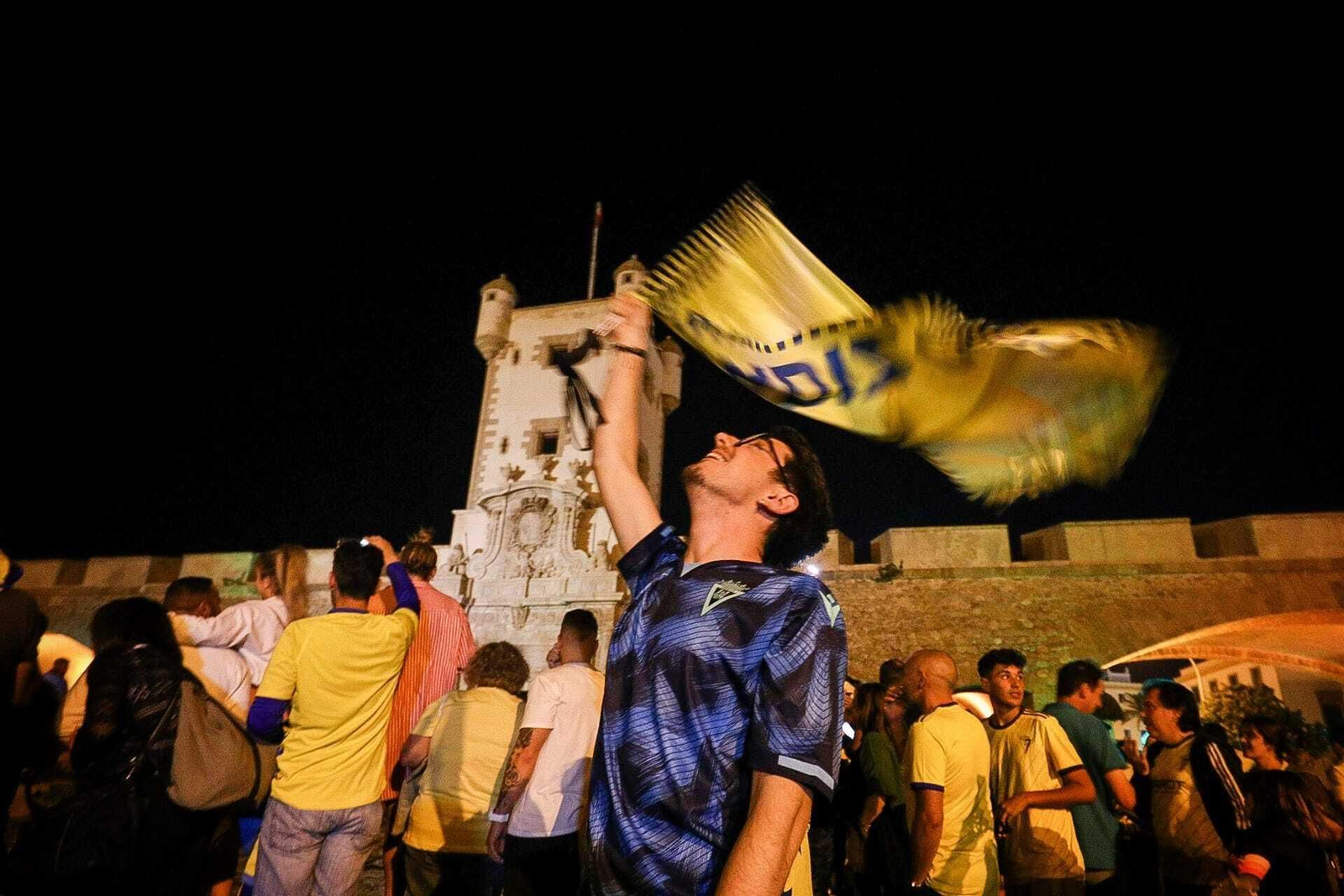 Celebración en la Puerta de Tierra de los aficionados cadistas