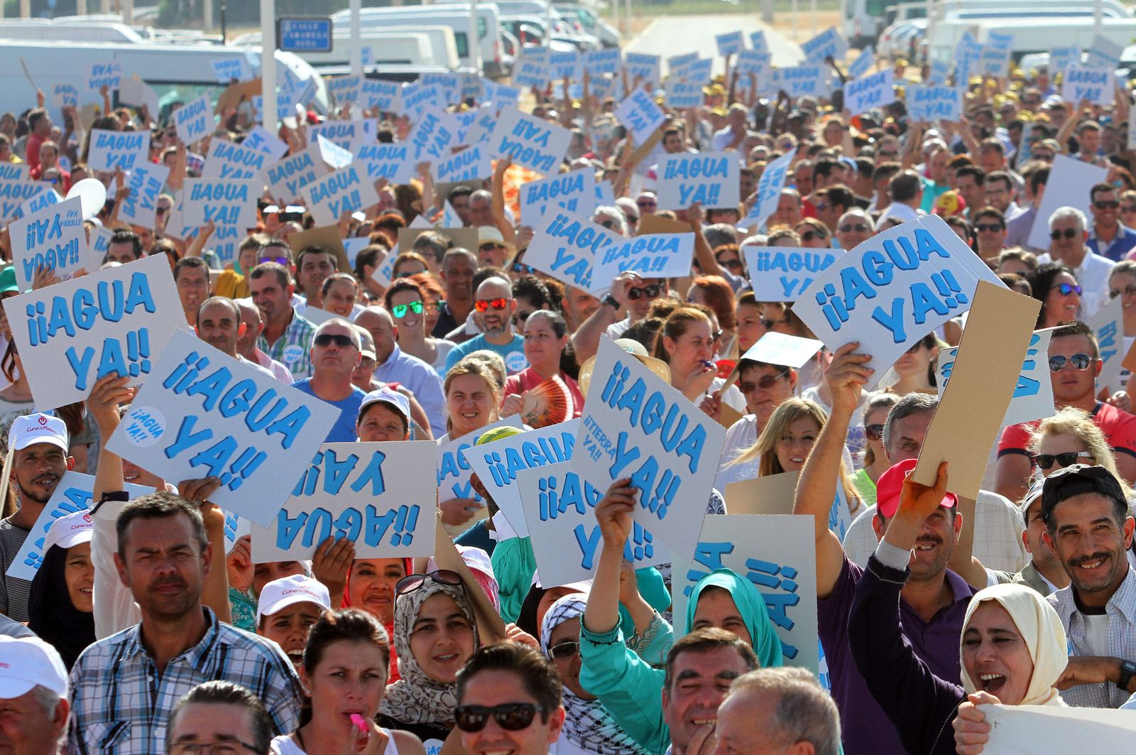 Gran manifestación por los regadíos en junio de 2017 en Huelva.