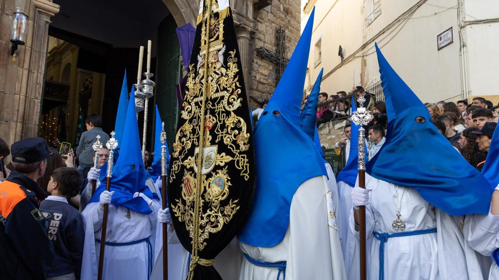 Los jiennenses se recrean con la cofradía de los Estudiantes un nuevo Lunes Santo