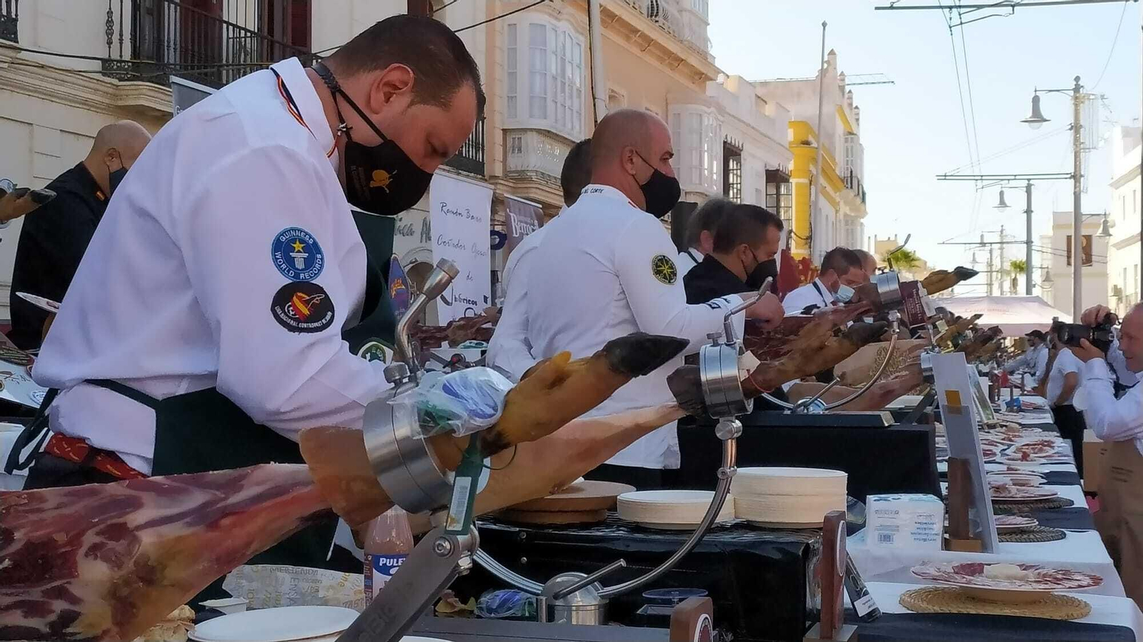 Feria Solidaria de Cortadores de Jamón en San Fernando