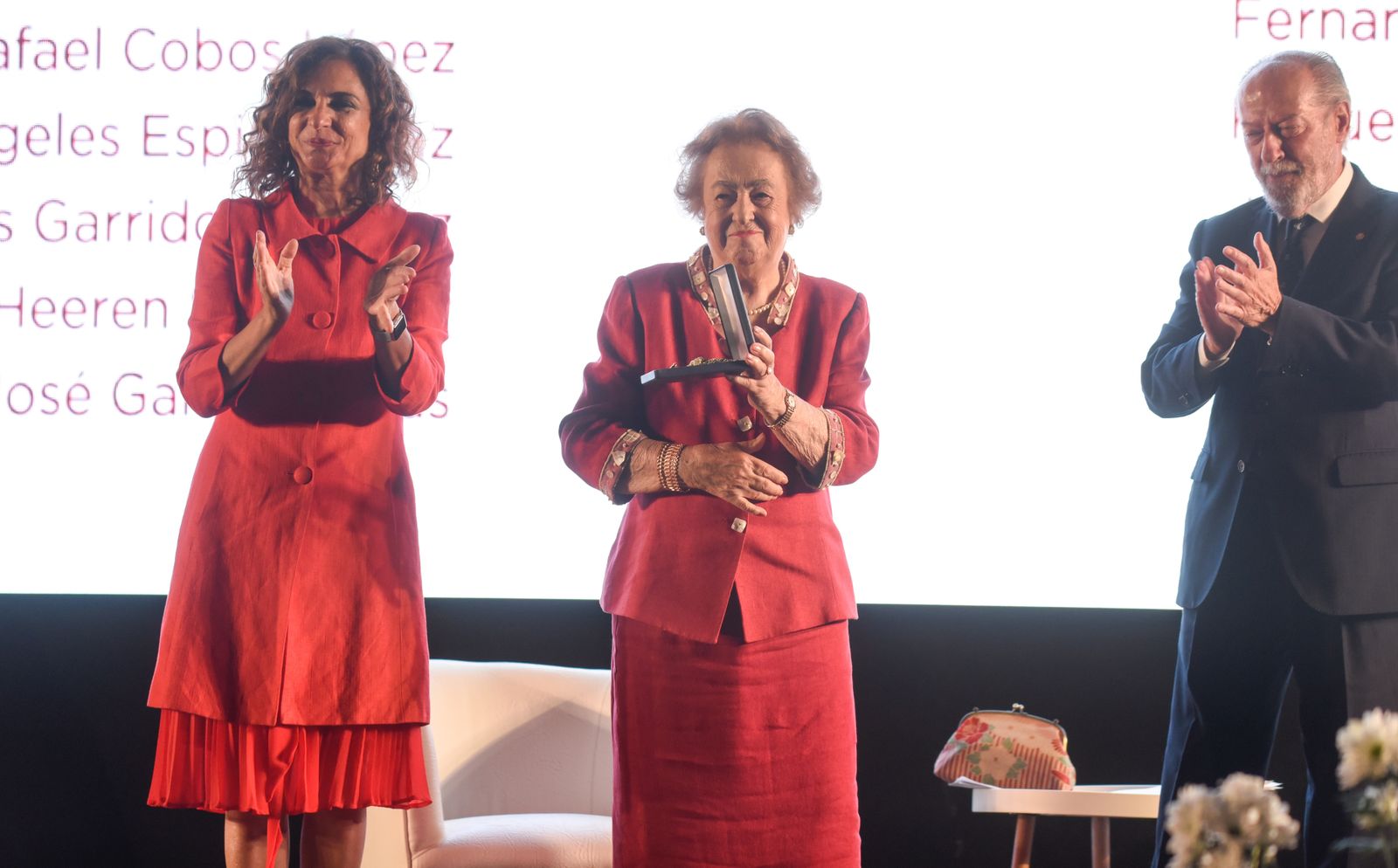 La entrega de las Medallas de la Provincia de Sevilla, en imágenes