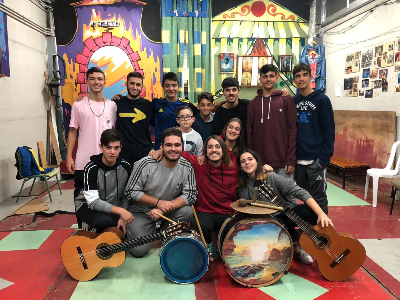 La chirigota juvenil 'Tú eres mi bro'.