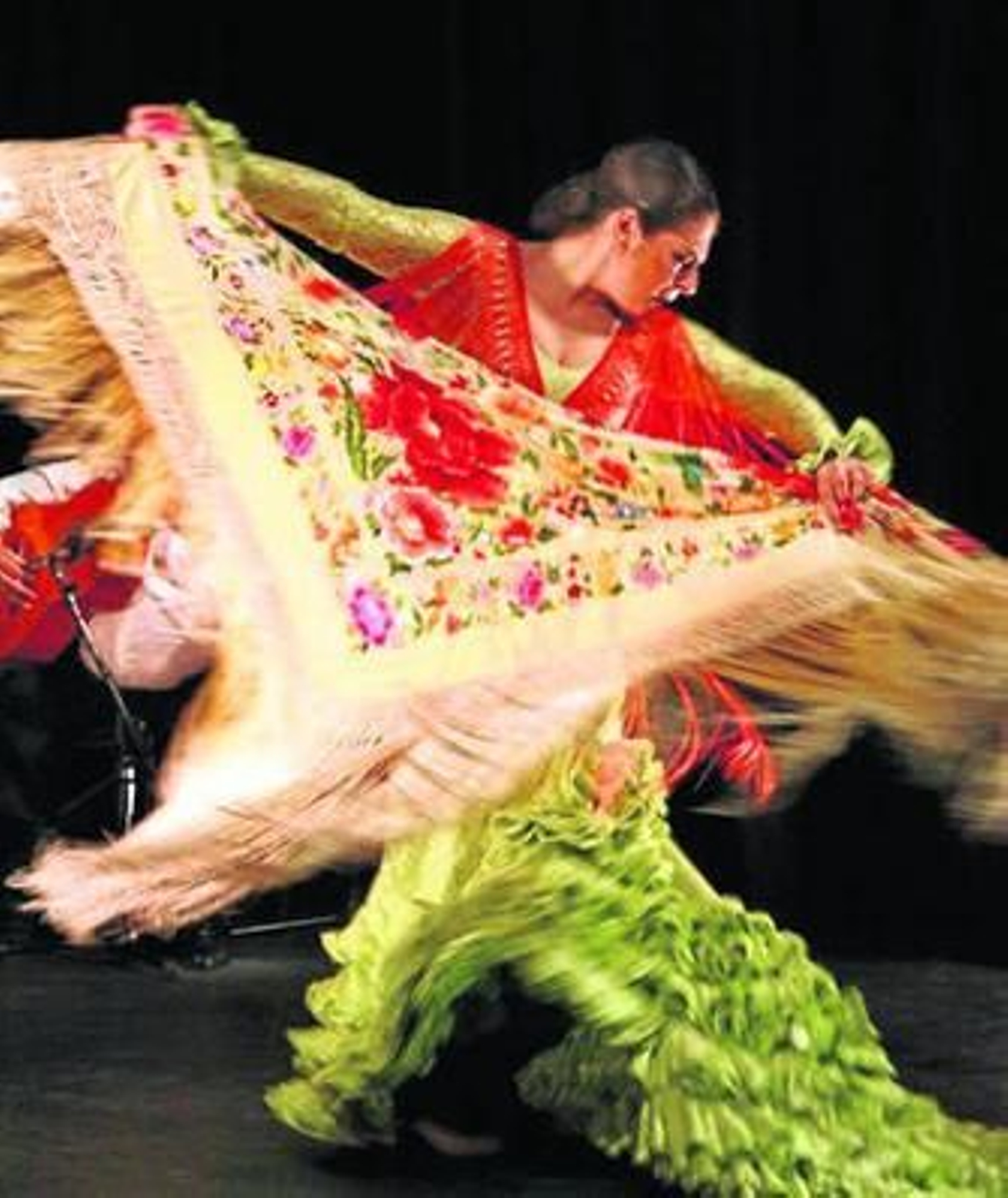 1. El bailaor Marco Flores, ganador de numerosos premios, actuará en Cádiz por primera vez. 2. Pastora Galván ofrecerá su 'Estudio', enmarcado en el ciclo de Cádiz en Danza. 3. La colección de la diseñadora de moda flamenca Eva Zamorano, finalista del Simof 2009, tendrá lugar el 19 de marzo . 4. La reina gitana hará gala de su pasión y entrega al piano en su espectáculo 'Momentos de inspiración', que tendrá lugar el próximo día 9 de abril.