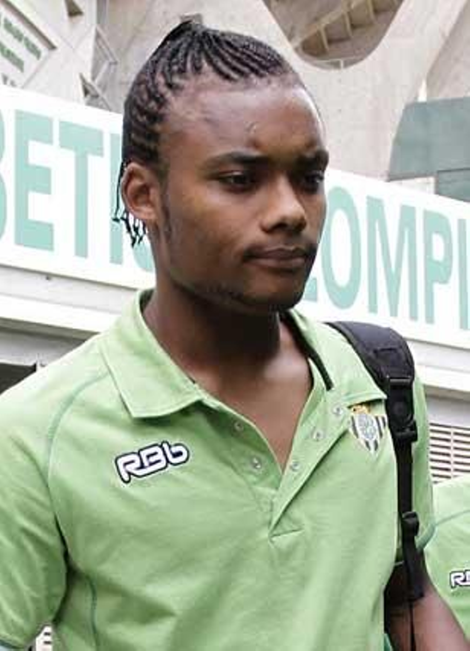 Nelson (defensa)
Edad:28
Temp. en el club:3ª
Goles en 10-11:1
Contraro hasta:2013

Foto: D.S.