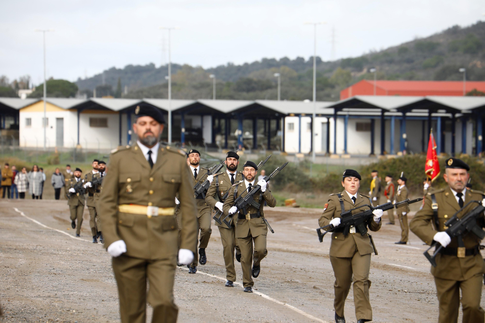 La Brigada Guzmán el Bueno X celebra el día de la Inmaculada en Cerro Muriano, en imágenes