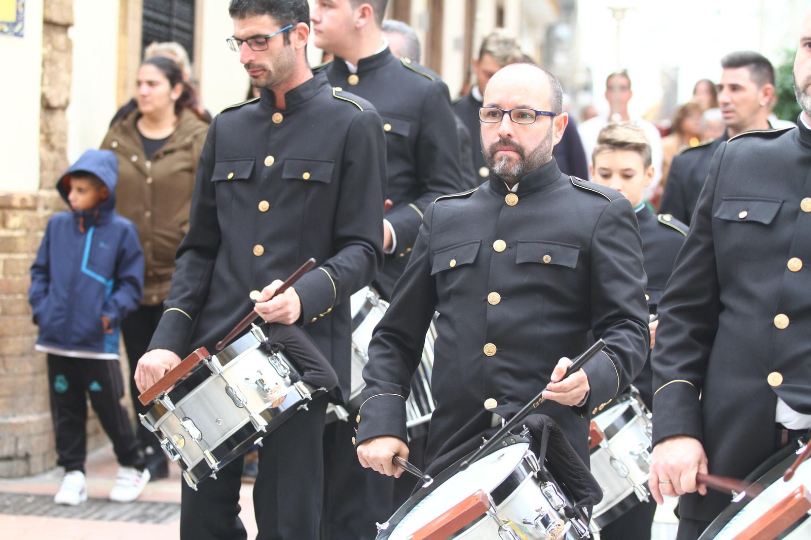 Procesión Solemne  de la Hermandad de La Vera Cruz, con el Santísimo Sacramento.