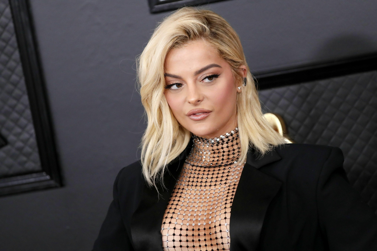 Bebe Rexha en los Premios Grammy 2020