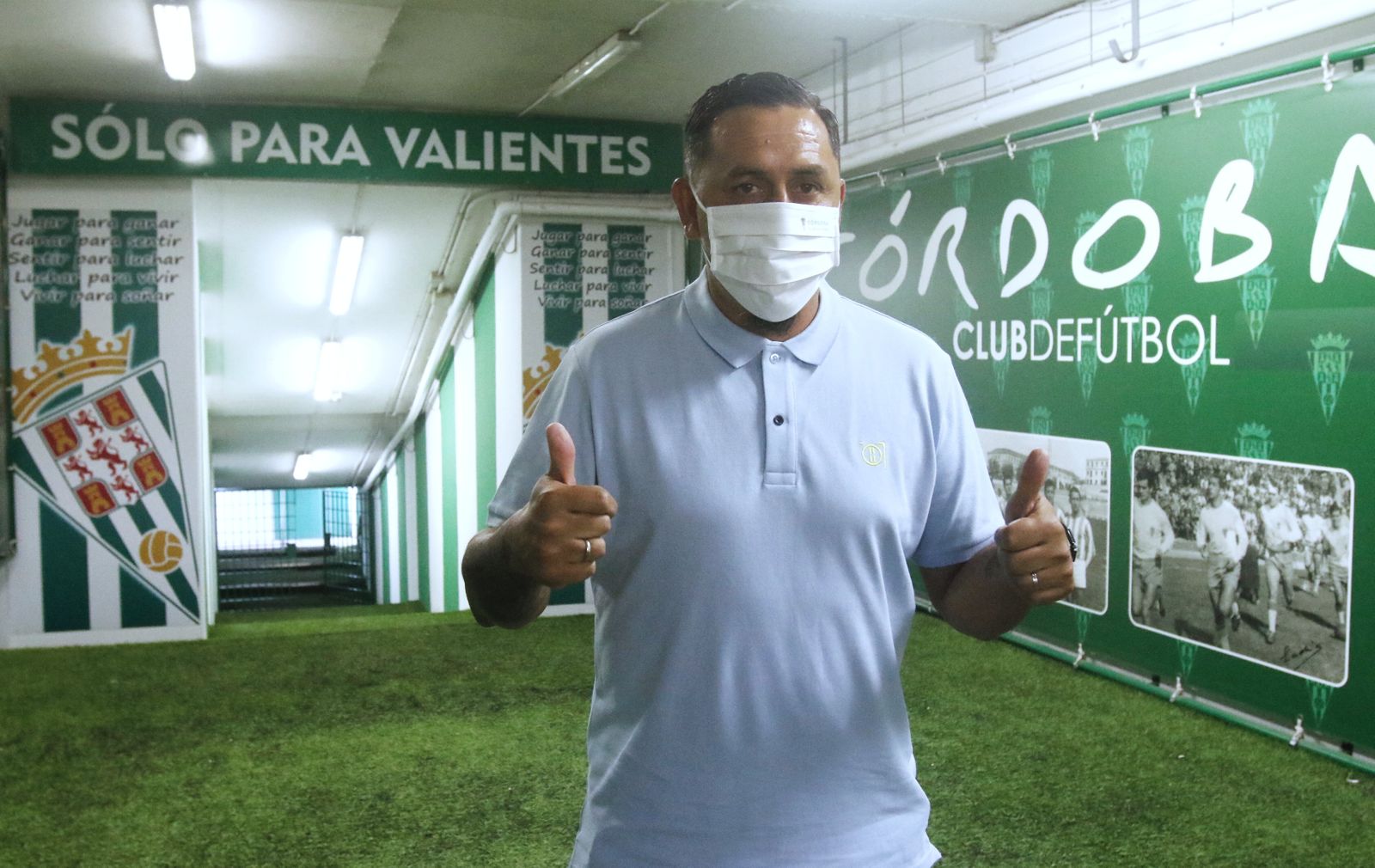Las fotos de la presentación de Ariel Montenegro como técnico del Córdoba Femenino