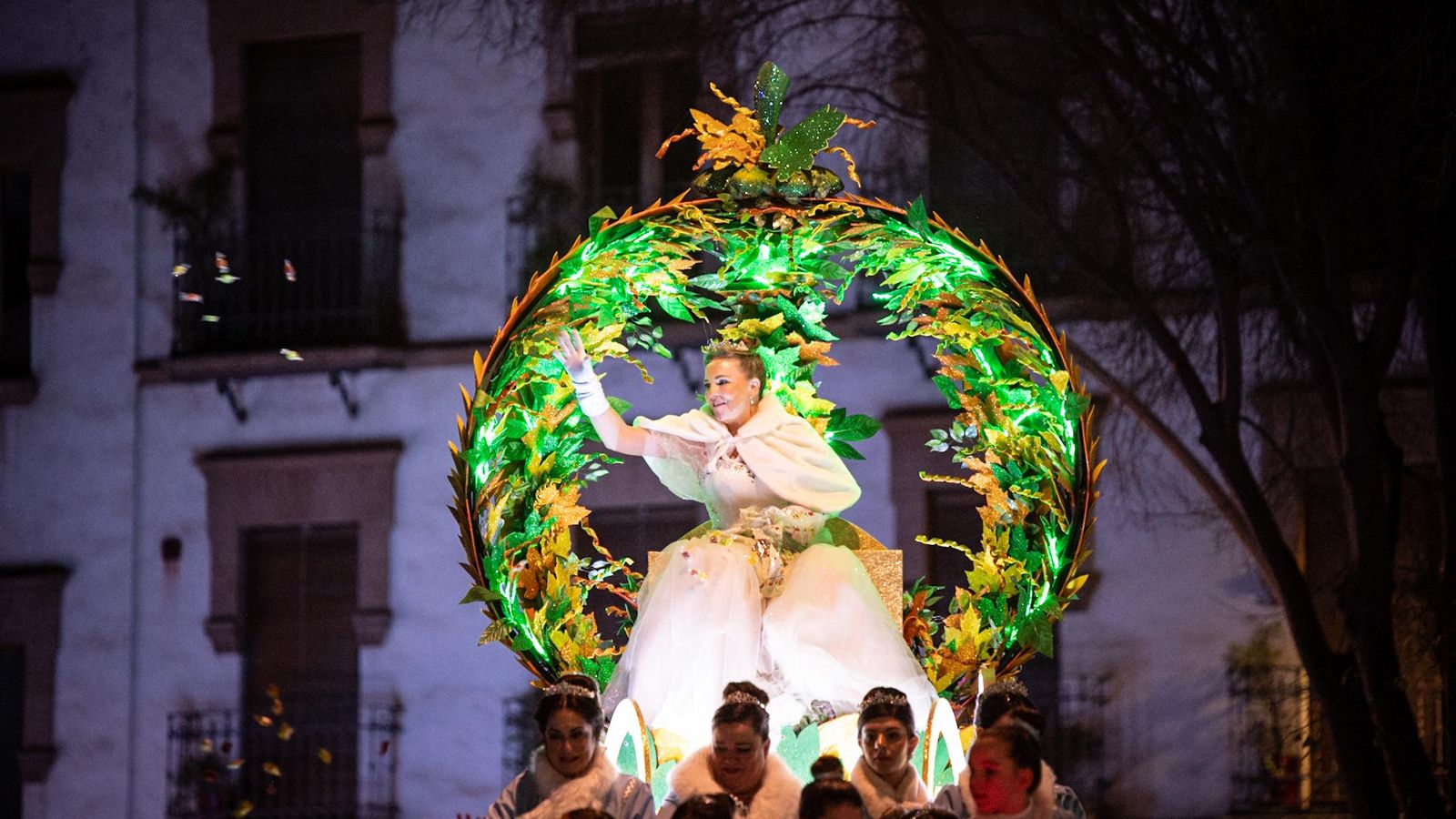 Las imágenes de la Cabalgata de los Reyes Magos en la Macarena