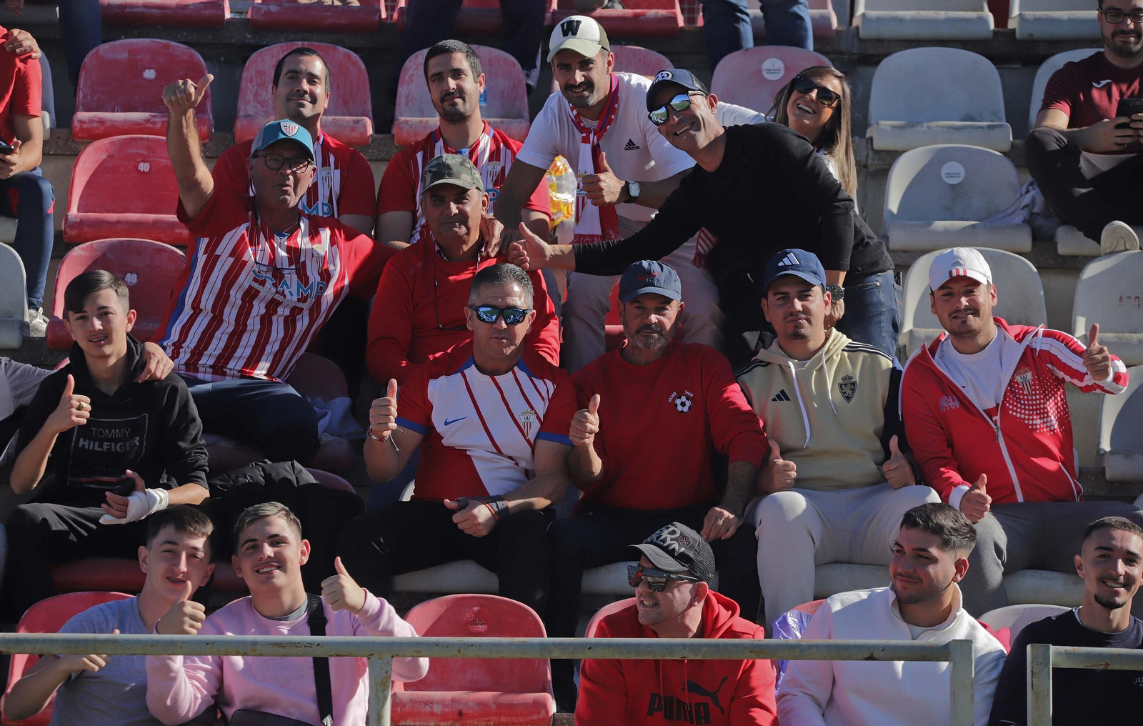 Búscate en el Nuevo Mirador durante el Algeciras - Atlético Madreliño de Primera Federación