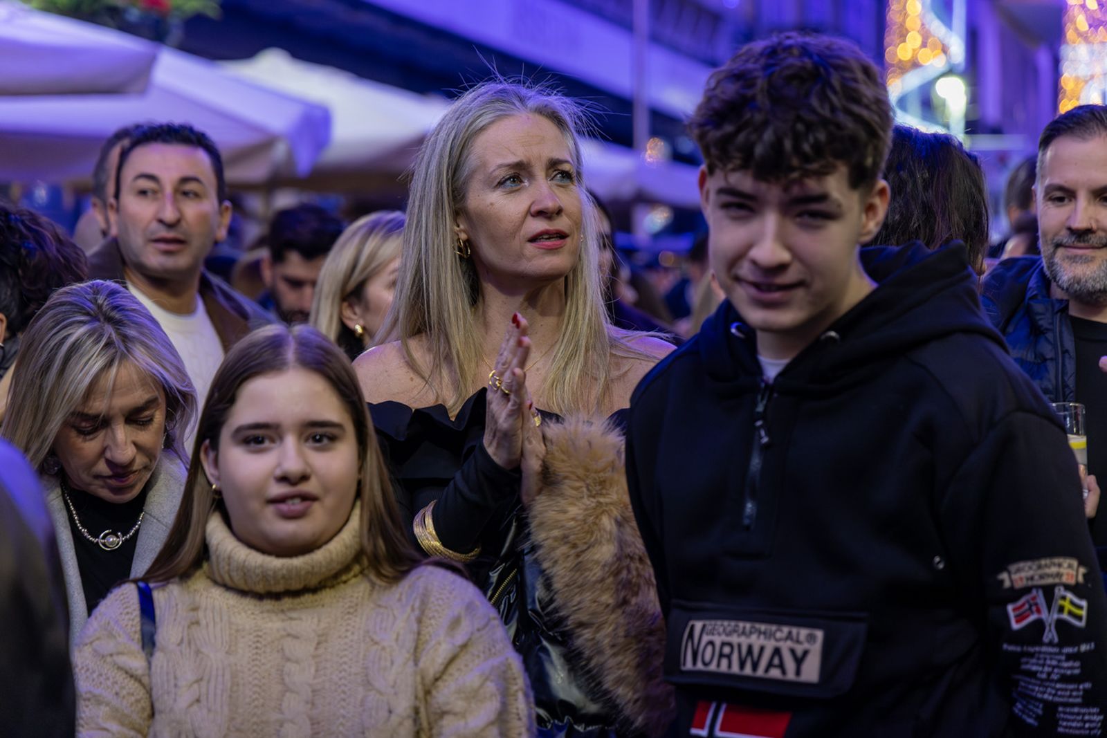 Concierto extraordinario a pie de calle: Paco Martínez
