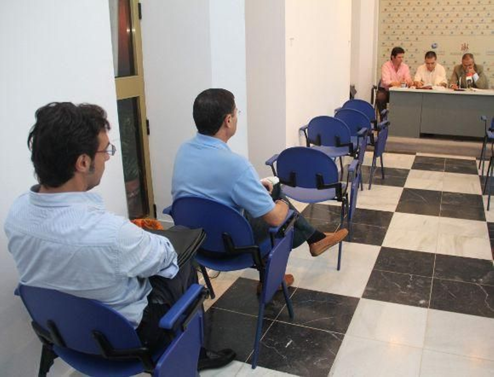 Ningún postor para los bienes de Gómez