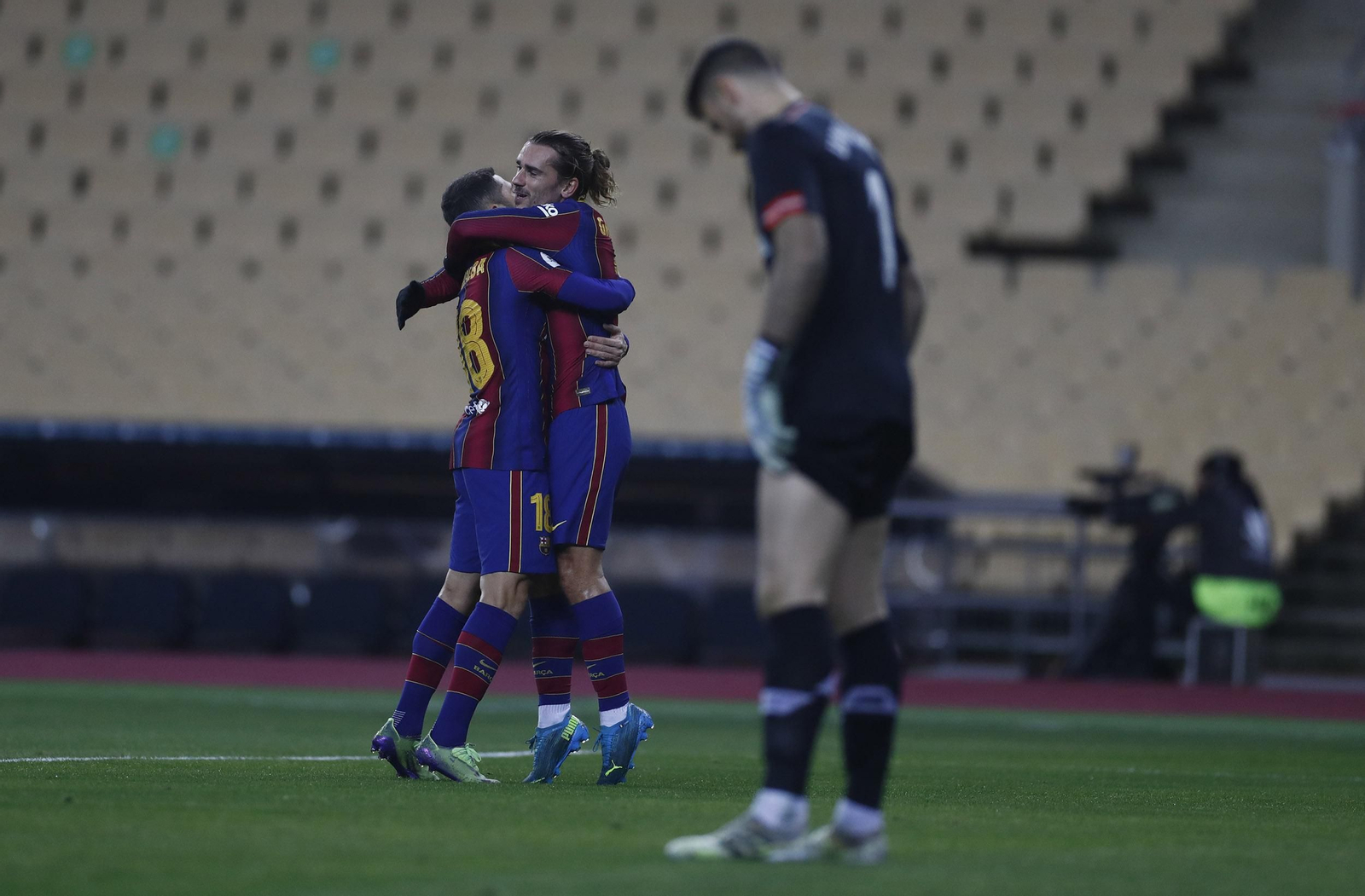 Las imágenes de la final de la Supercopa en Sevilla