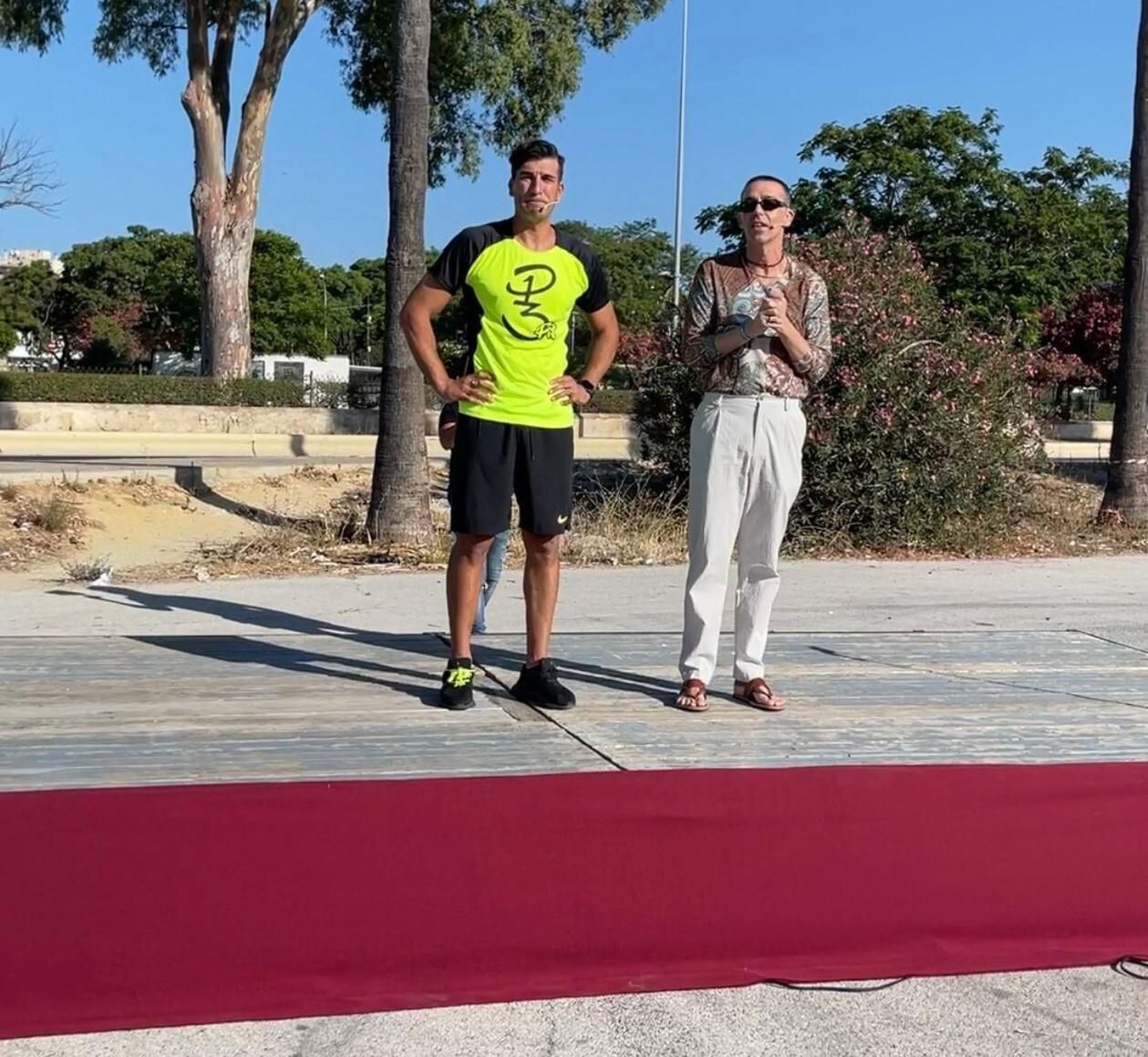 José Manuel Pinto con el concejal de Fiestas, David Calleja.