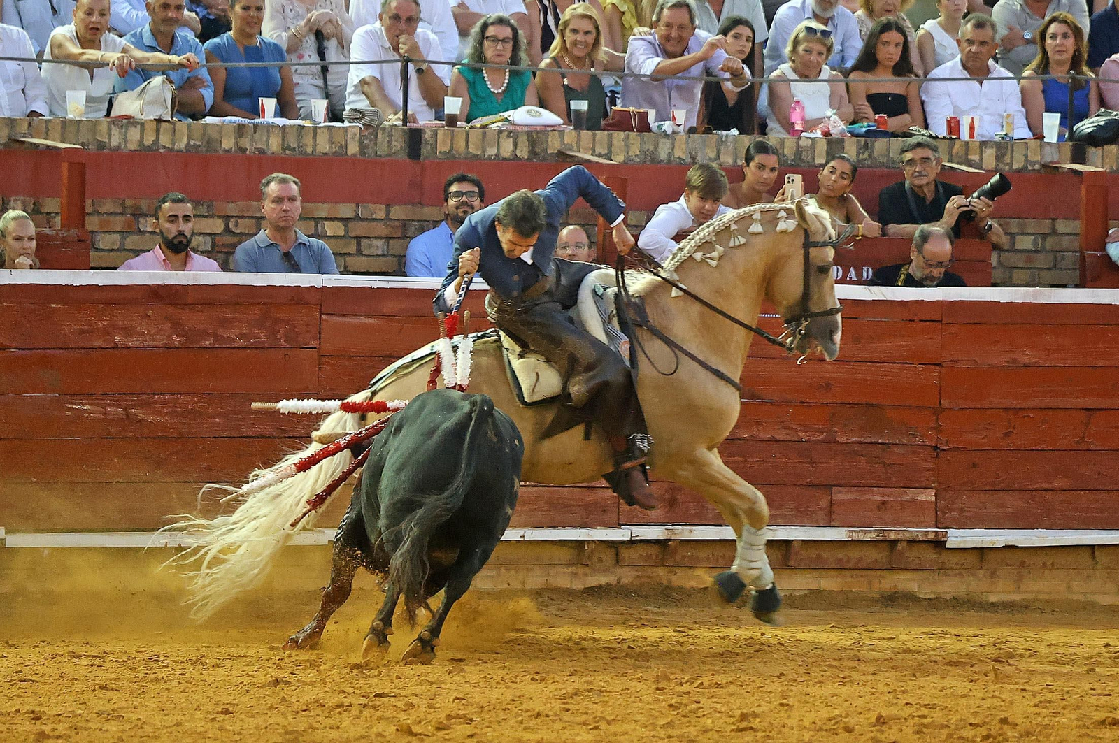 Toros La Merced: Imágenes de la tarde de Rejoneo con Diego Ventura, Andrés Romero y Sergio Galán