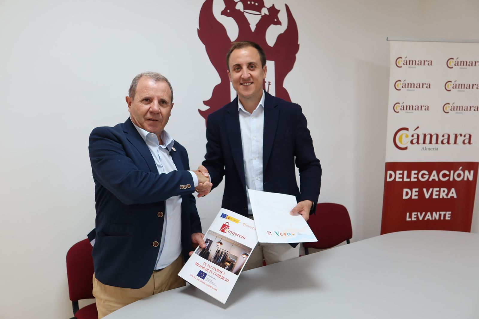 Jerónimo Parra y Alfonso García tras renovar su acuerdo de colaboración