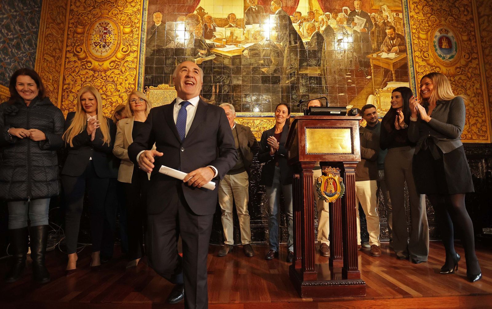 Fotos de la rueda de prensa de José Ignacio Landaluce tras el archivado de la denuncia del PSOE por la Fiscalía del Tribunal Supremo