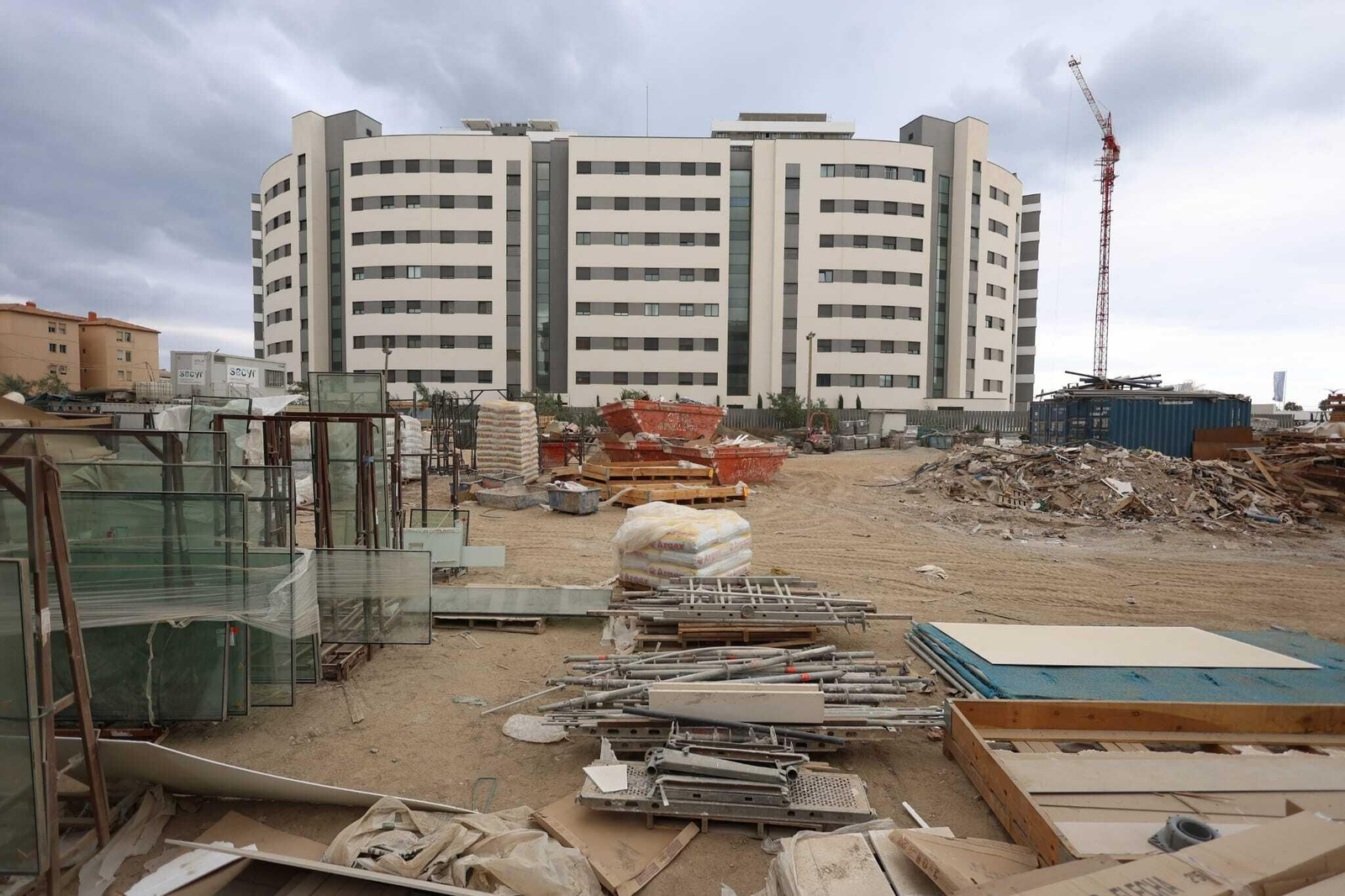 Parcela que ahora el Ayuntamiento ha sacado a la venta en Torre del Río.