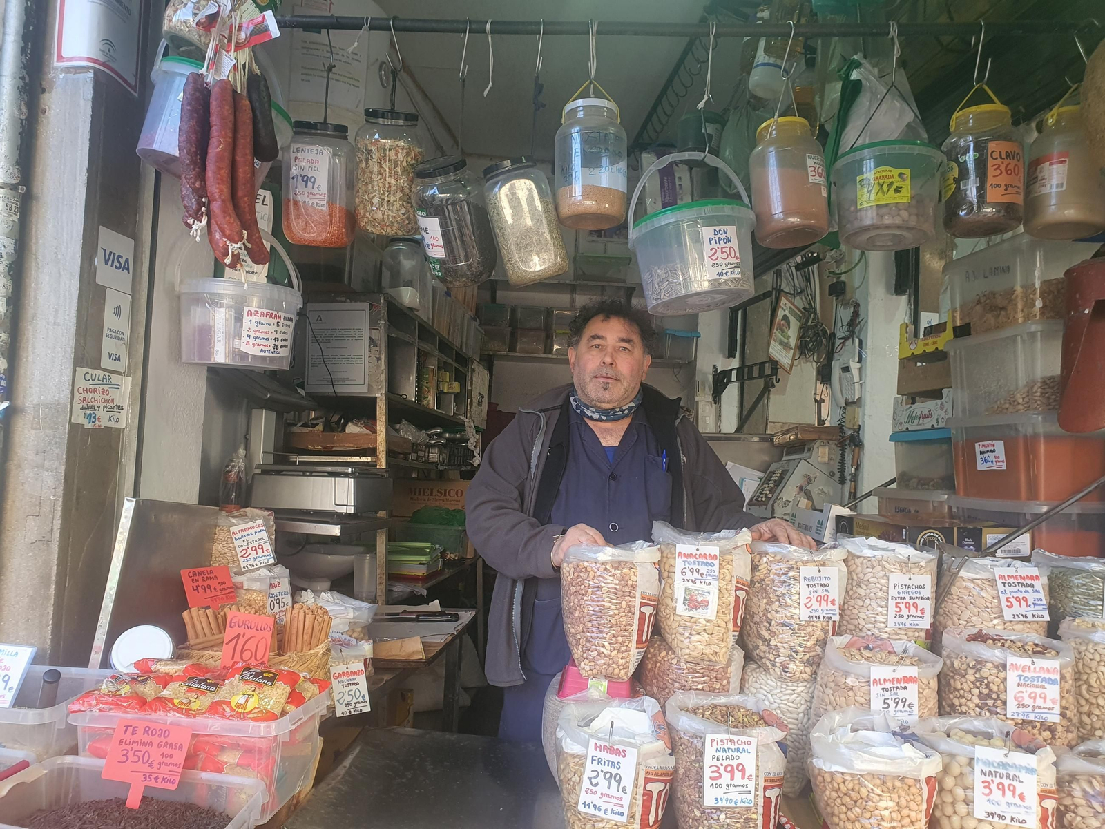 José Antonio regenta El Caramelo