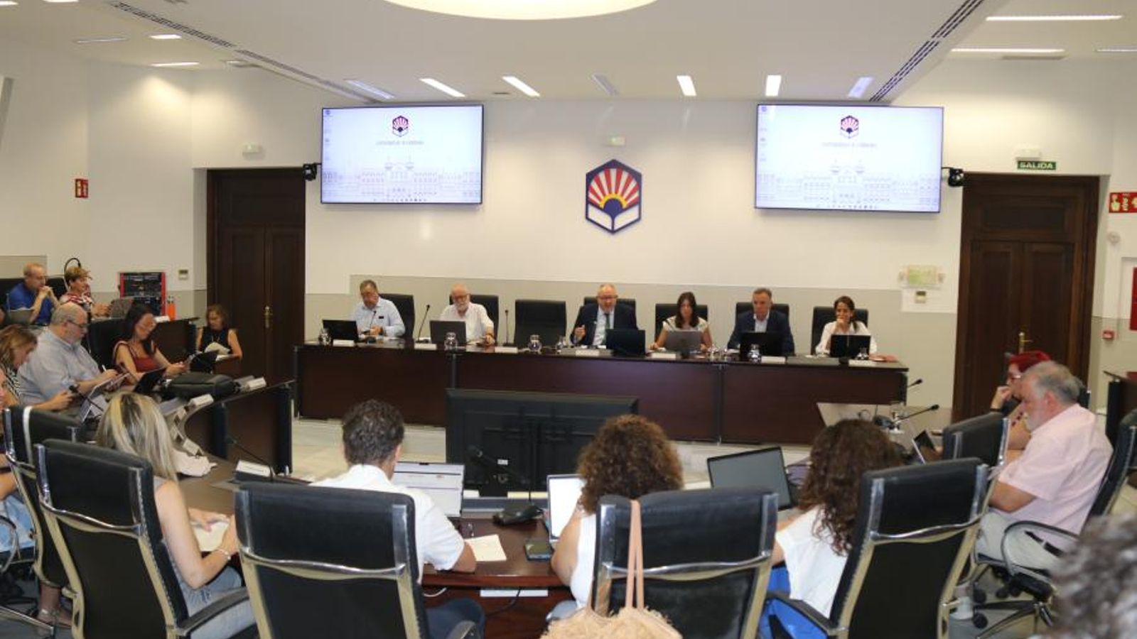 Un momento del consejo de gobierno de la UCO.