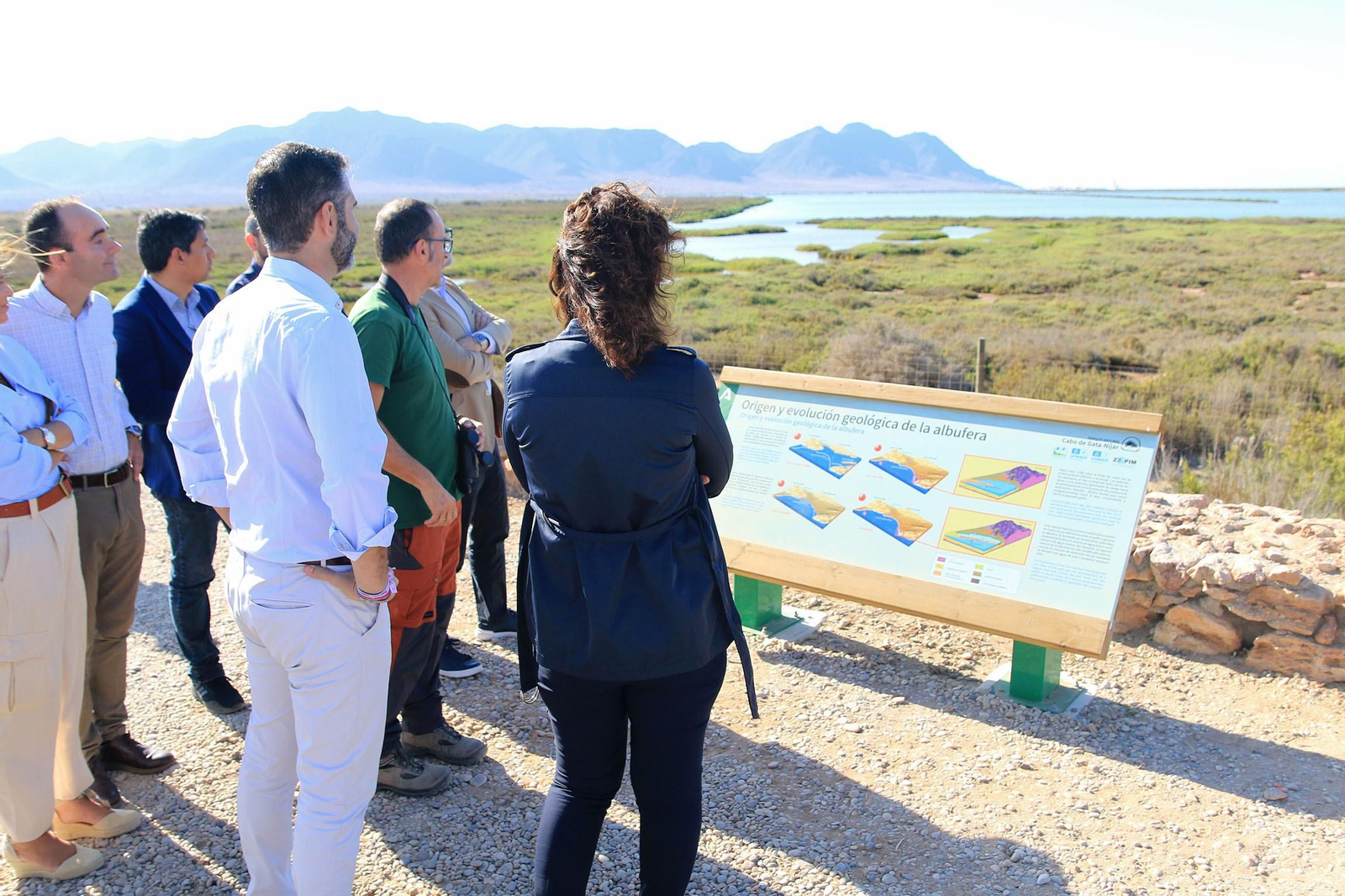 Las imágenes de las Salinas de Cabo de Gata recuperadas y con flamencos
