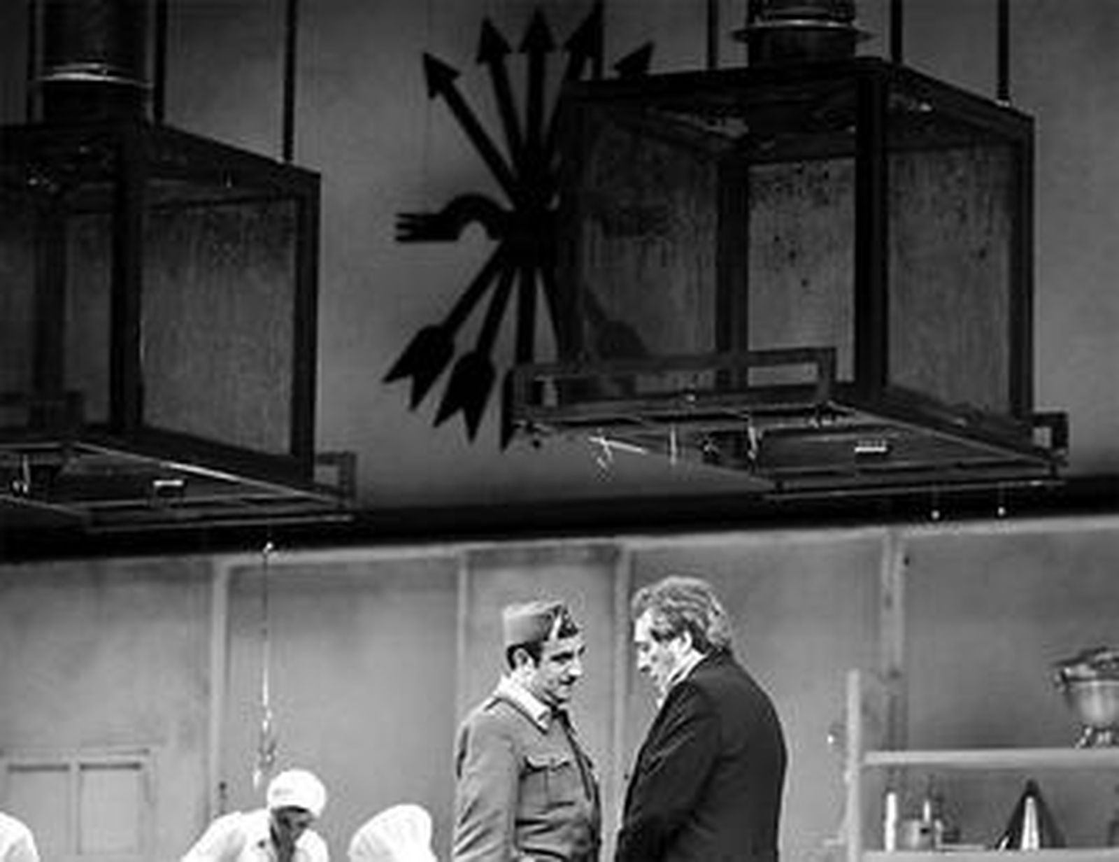 Sancho Gracia (izquierda) y Juanjo Cucalón, durante la representación.