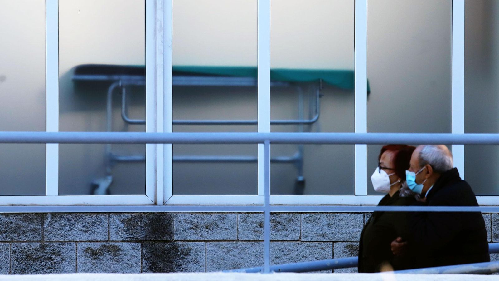 Inmediaciones del Hospital Juan Ramón Jiménez en diciembre.