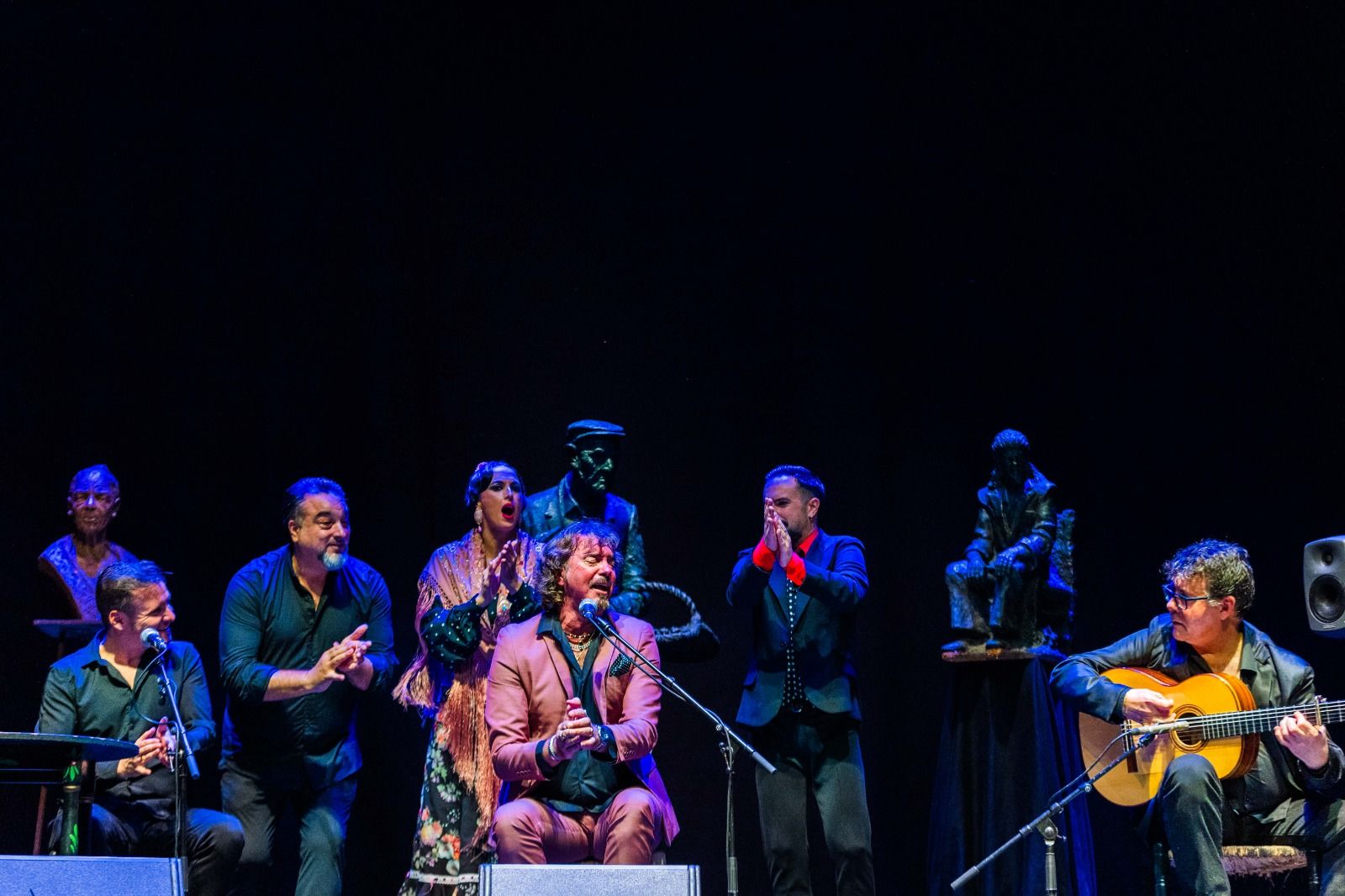 El cante de Jesús Castilla llena el Teatro de las Cortes por el Día Internacional del Flamenco