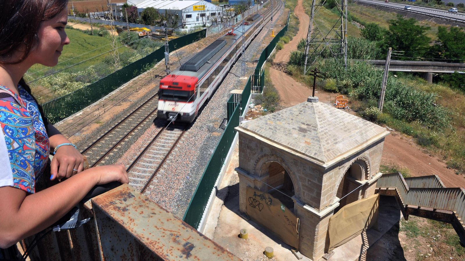 Vista del Templete desde lo alto del puente