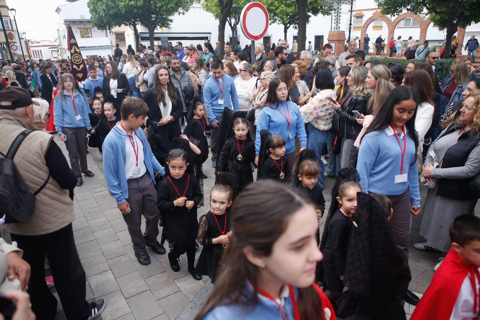 Fotos de la procesión infantil del colegio Nuestra Señora de los Milagros de Algeciras