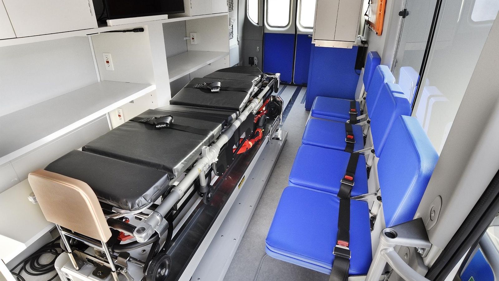 Operado por el Hospital Kumamoto de Cruz Roja, esta clínica aportar unas posibilidades que no tienen las actuales clínicas móviles.