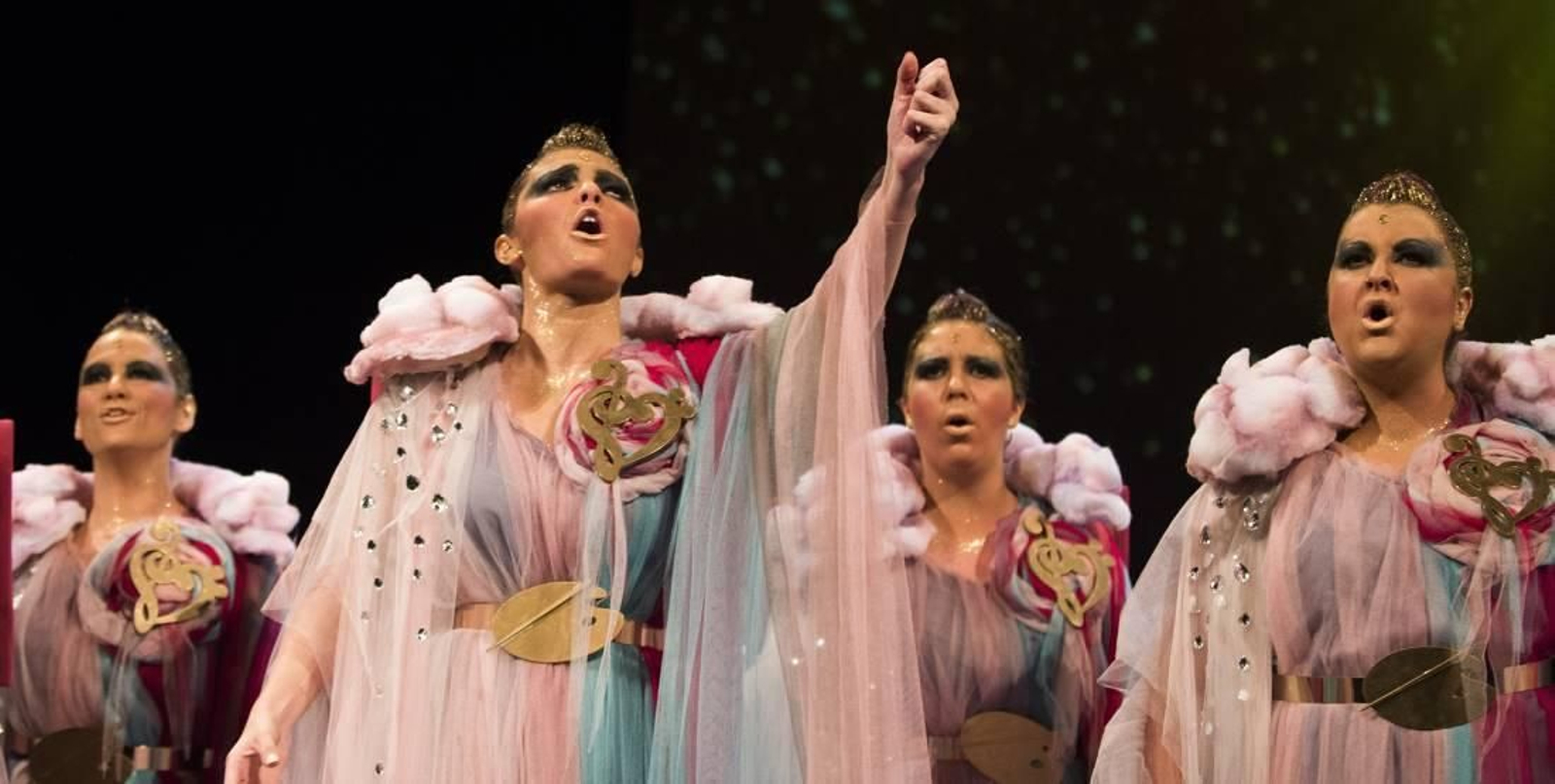 Las imágenes de la octava función clasificatoria