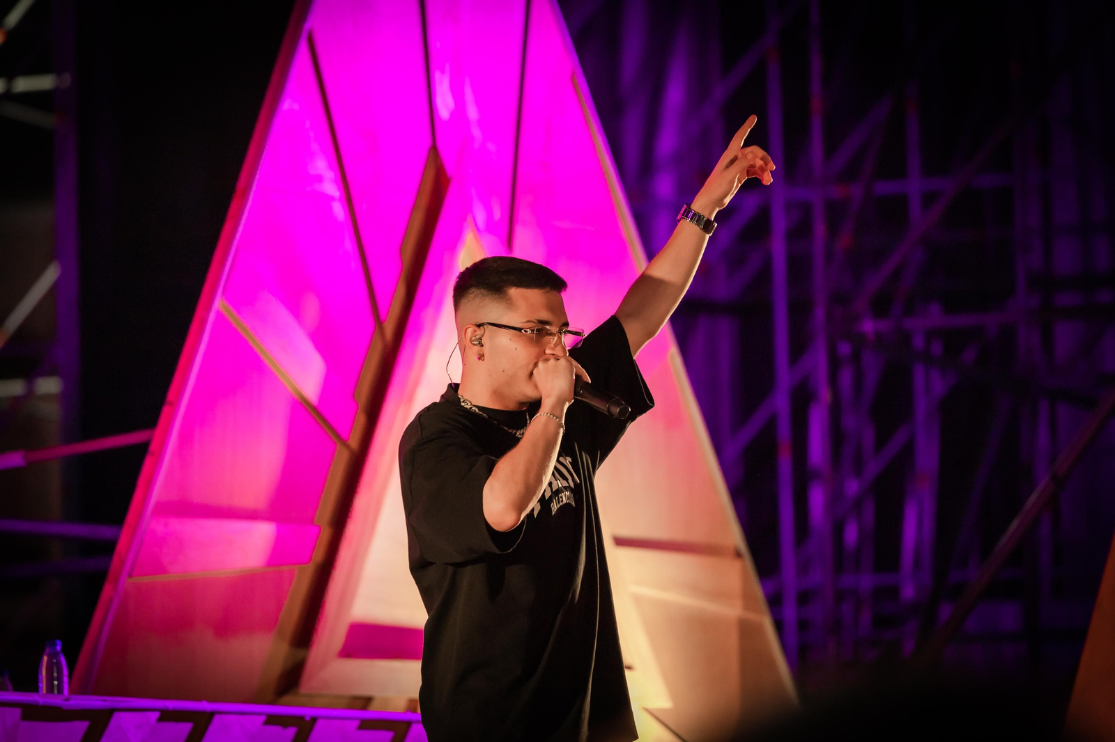 Búscate en el concierto de JC Reyes en San Fernando en el Bahía Sound de San Fernando