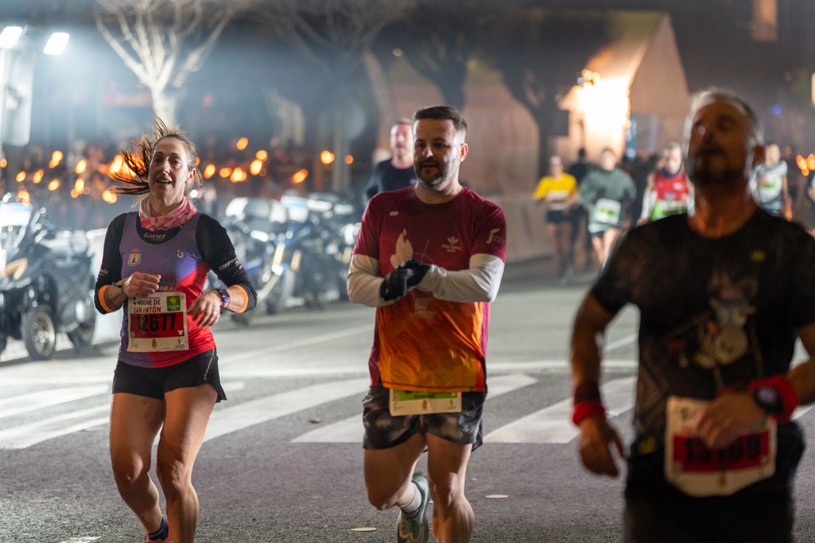 En imágenes: búscate en tu llegada a meta de la Carrera de San Antón 2026 (6)