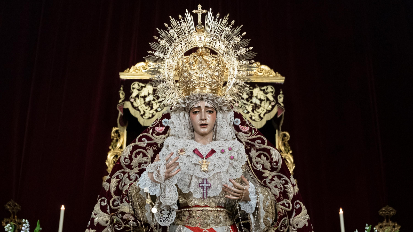 El besamanos a la Virgen de Refugio de San Bernardo, en imágenes