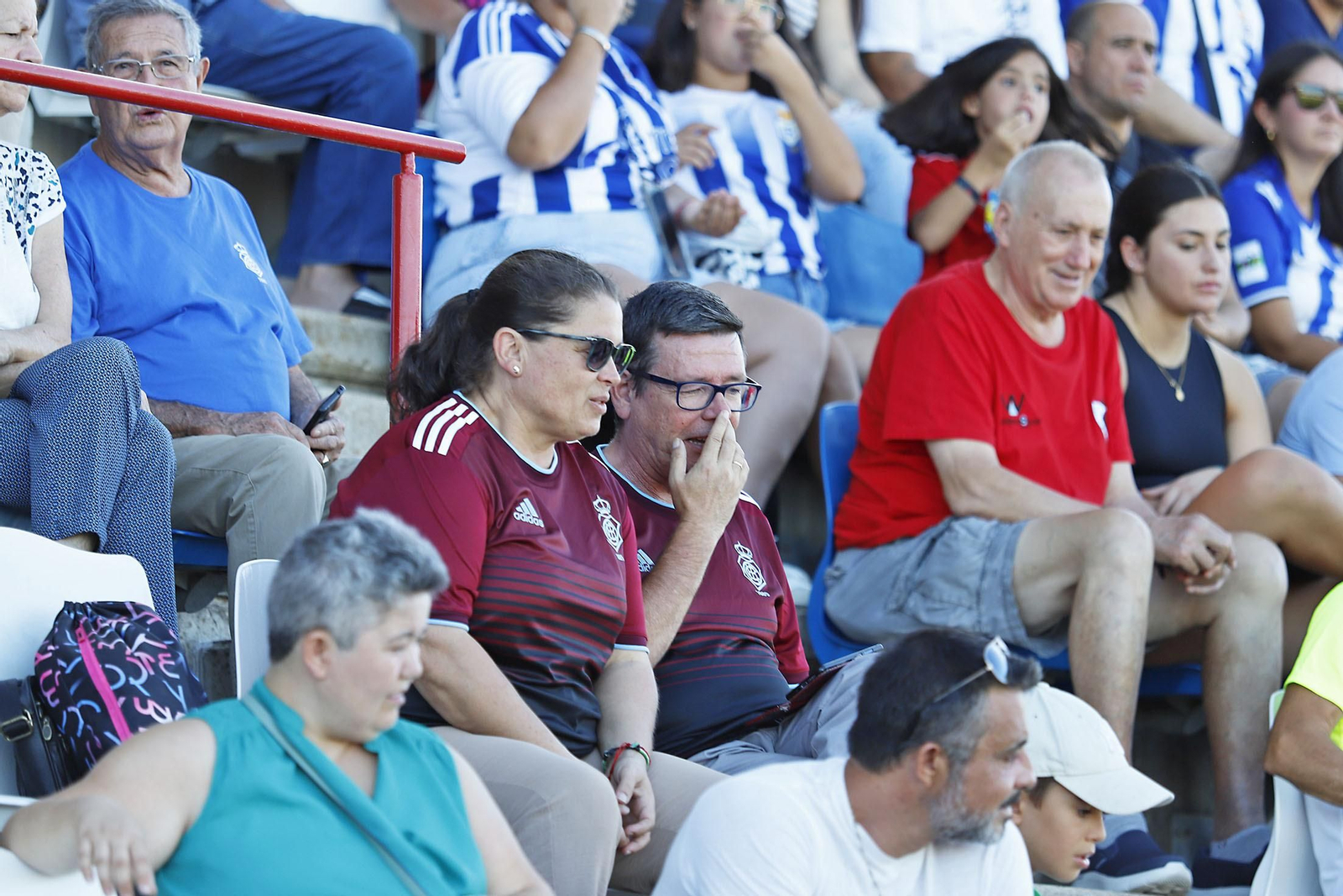 Imágenes del partido entre el Cartaya y el Recreativo de Huelva