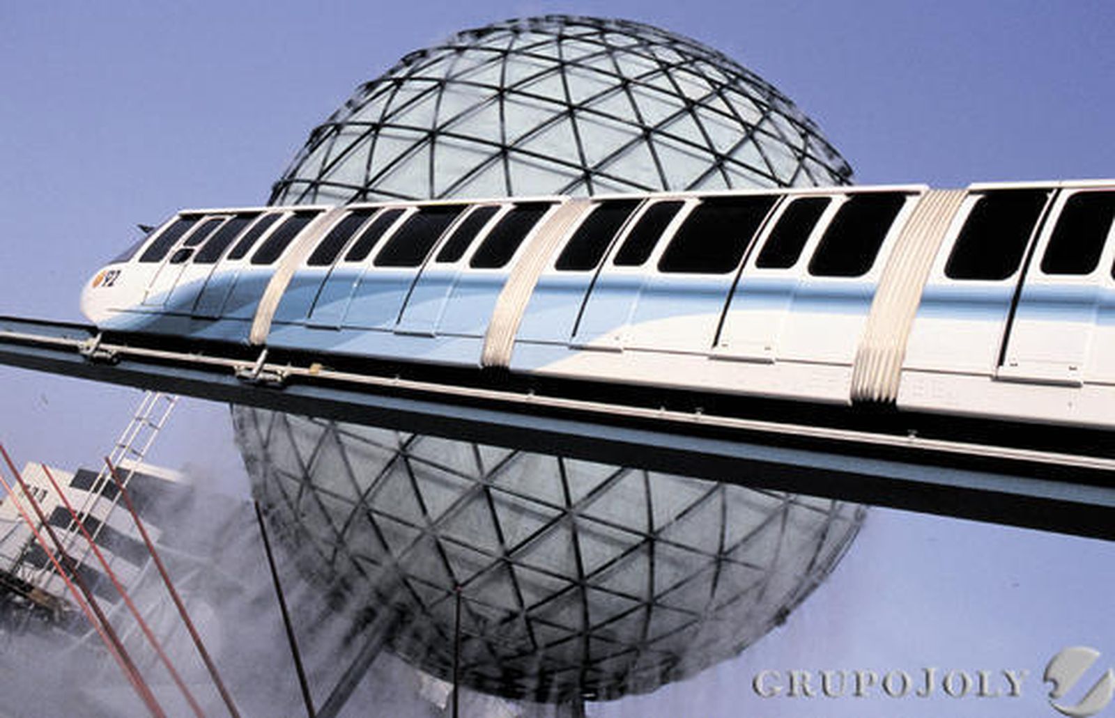 El monorraíl contribuyó en buena medida a la imagen futurista que logró proyectar la ciudad.