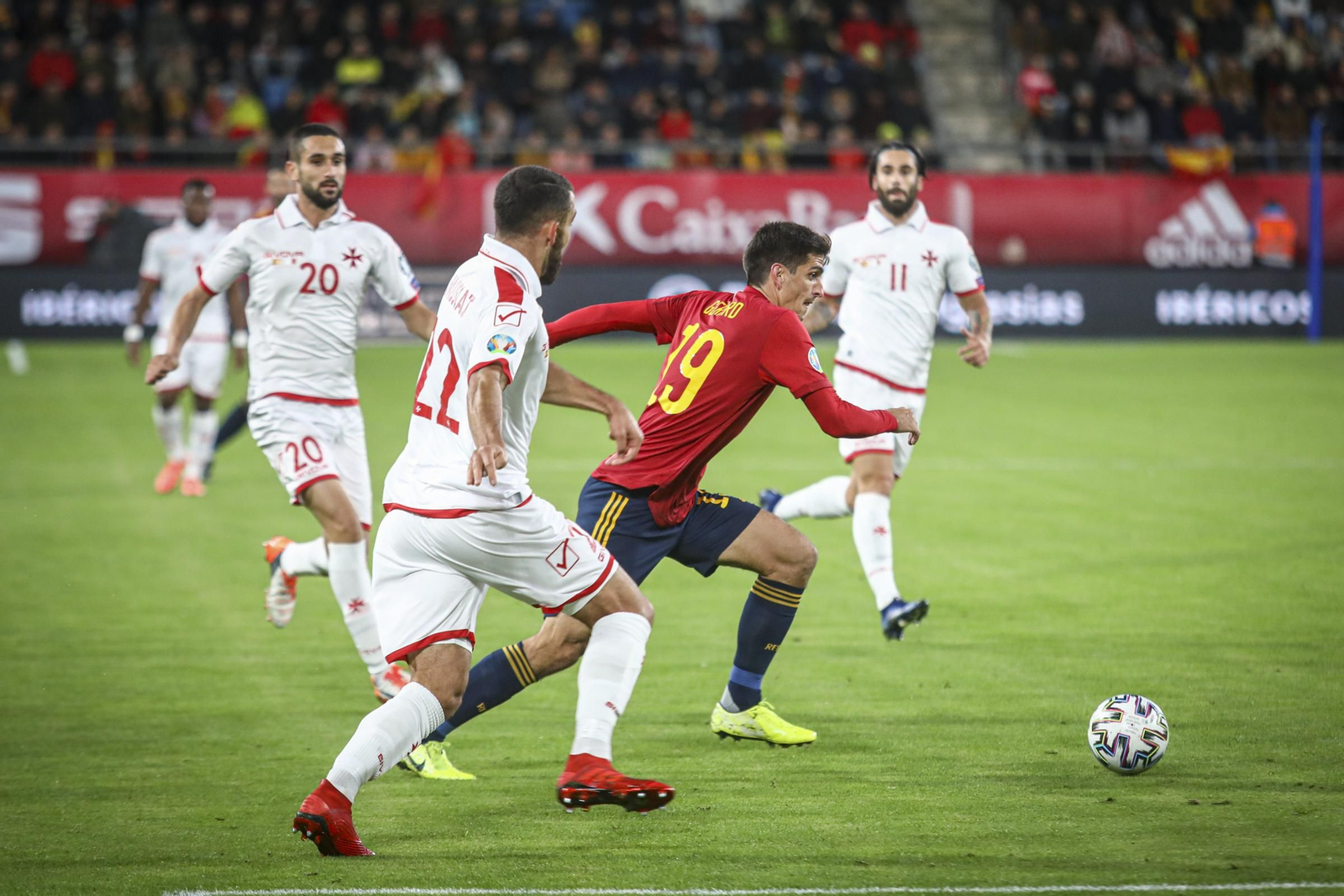 Las imágenes del España-Malta en Cádiz