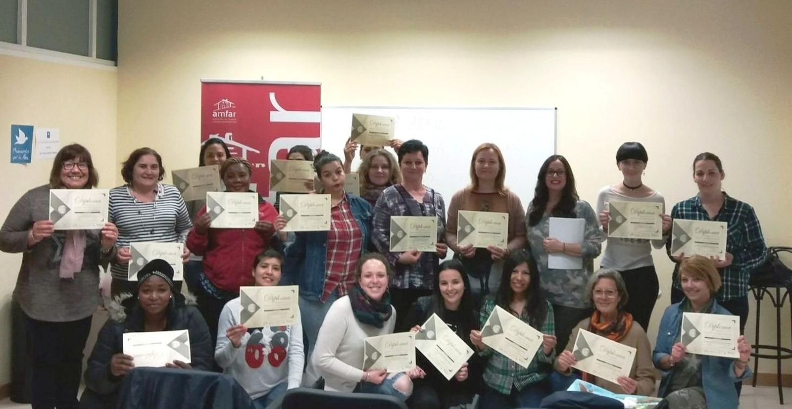 Algunas de las participantes en el curso celebrado en Roquetas de Mar.