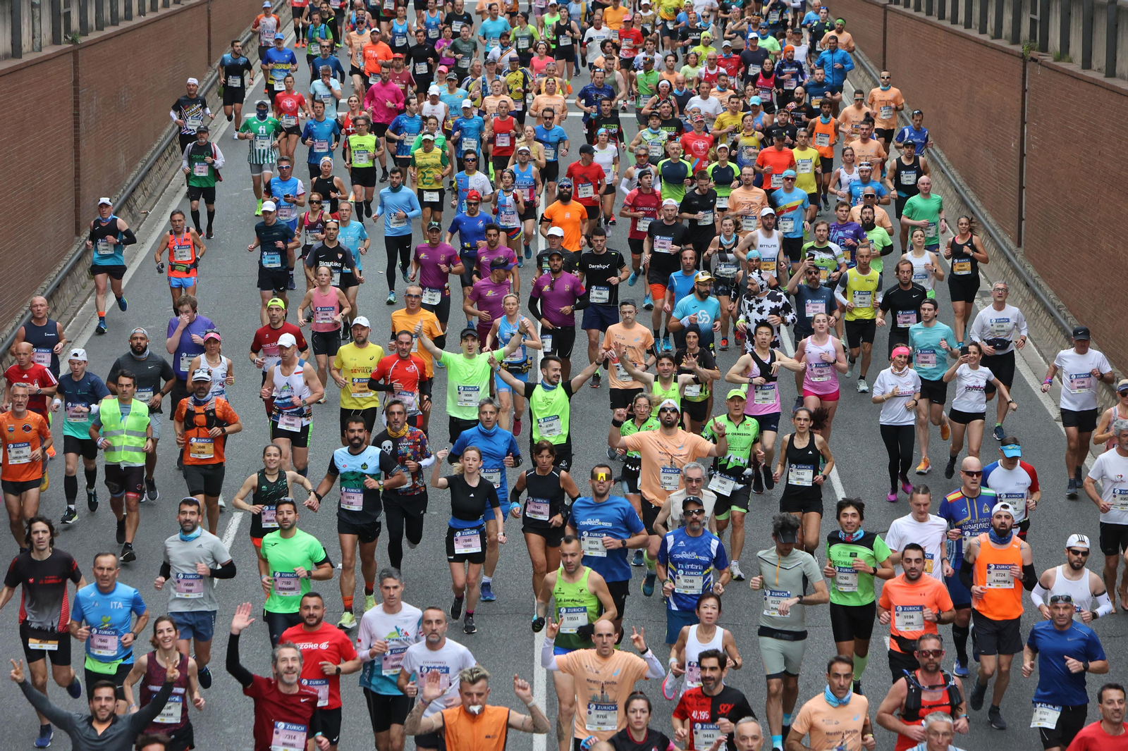 Búscate en la maratón de Sevilla 08