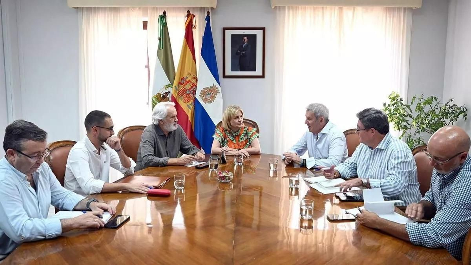 Miguel Perea, junto a Agustín Muñoz, en la reunión de la pasada semana con el Ayuntamiento. Miguel Perea, junto a Agustín Muñoz, en la reunión de la pasada semana con el Ayuntamiento.