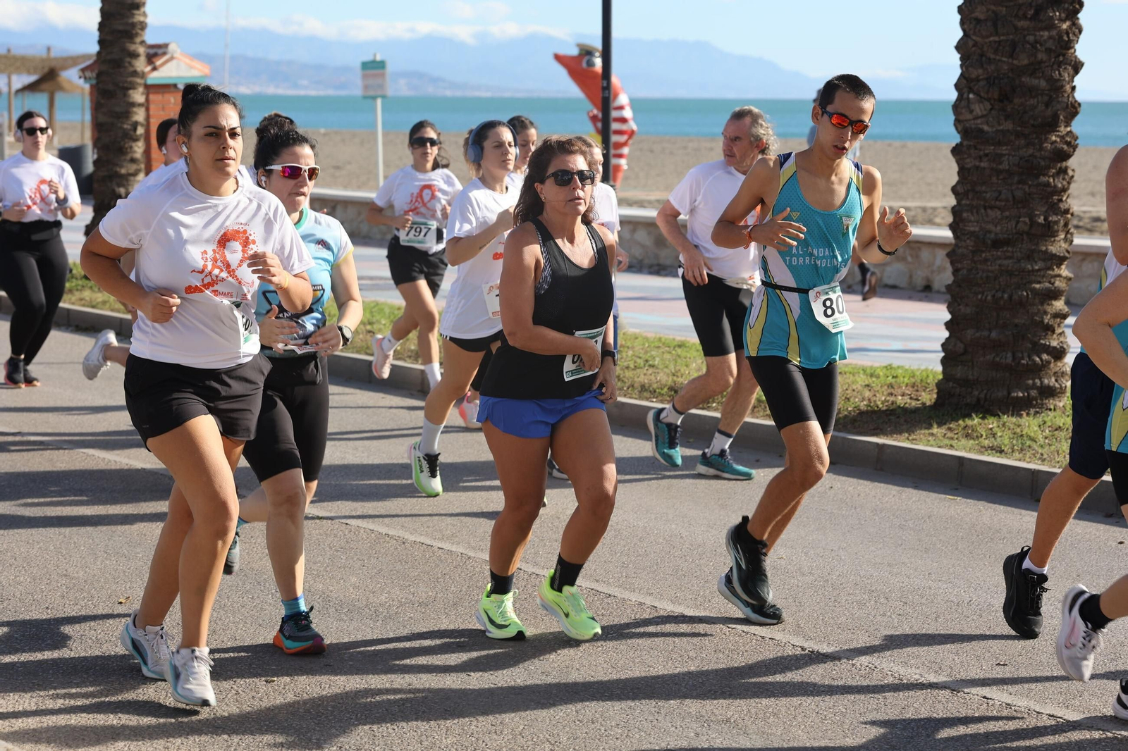 Las fotos de la Carrera Solidaria No Más Suicidios en Torremolinos